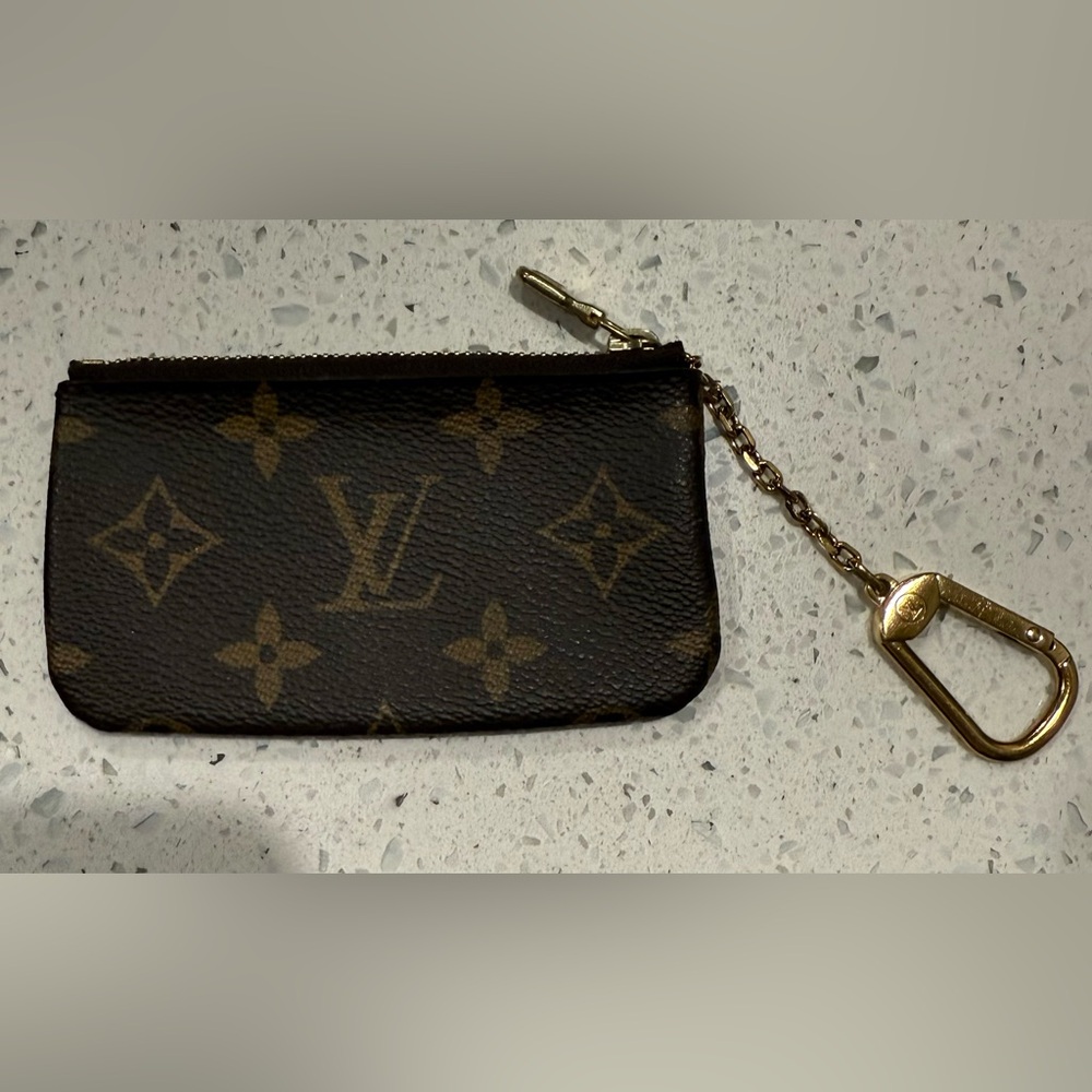 Louis Vuitton Monogram Key Pouch - Picture 3 of 5